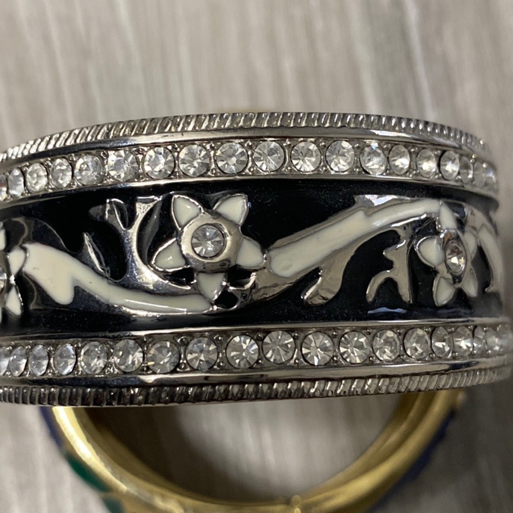 Silver bangle bracelet. Never been used.